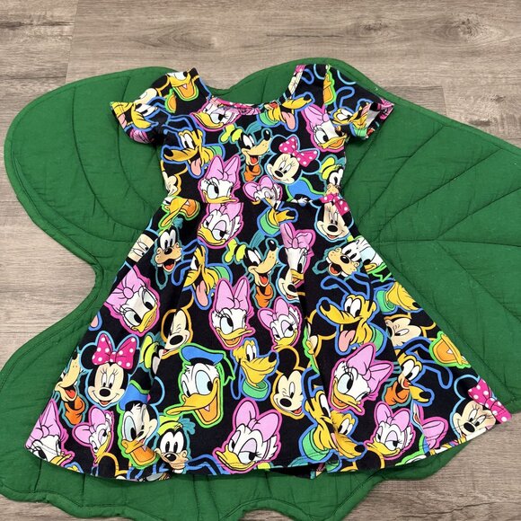 Wild Rich Kids Girls 5/6 Disney Characters Short Sleeve Twirl Dress - Picture 1 of 4